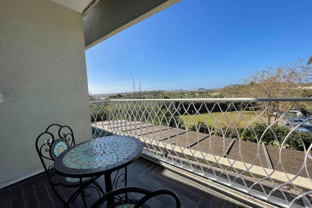 Caesarea :In The Front Of The Sea Apartment Bagian luar foto